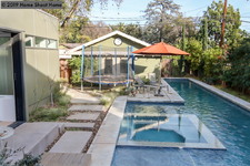 Enlarge photo 37