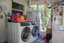 Enlarge photo 38