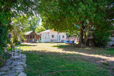 Enlarge photo 40