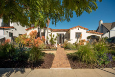 Cast 13136 West LA