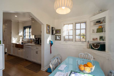 Enlarge photo 35
