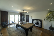 Enlarge photo 27