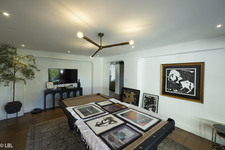 Enlarge photo 29