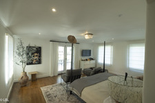 Enlarge photo 40