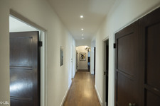 Enlarge photo 45