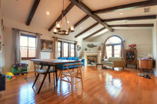 Enlarge photo 14