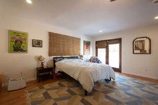 Enlarge photo 35