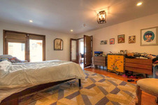 Enlarge photo 37