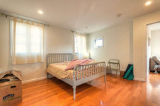 Enlarge photo 42