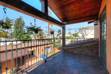 Enlarge photo 48