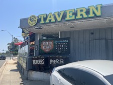 49rs Tavern