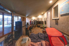 Enlarge photo 35