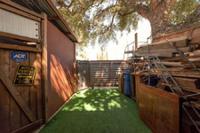 Enlarge photo 112