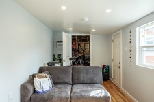 Enlarge photo 47