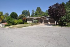 Universal 9413 Tarzana