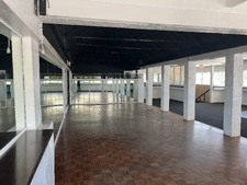 Enlarge photo 37