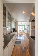 Enlarge photo 24