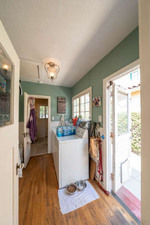 Enlarge photo 54