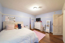Enlarge photo 37
