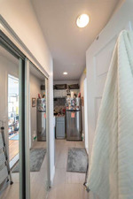 Enlarge photo 57