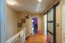 Enlarge photo 37