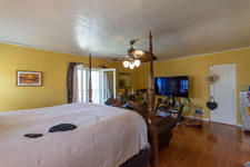 Enlarge photo 52