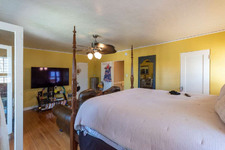 Enlarge photo 53