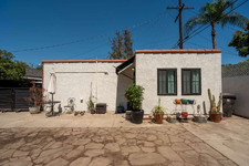 Enlarge photo 38