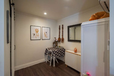 Enlarge photo 42