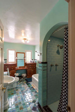 Enlarge photo 40