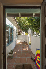 Enlarge photo 8