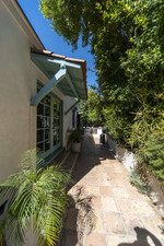 Enlarge photo 78