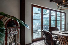 Enlarge photo 38