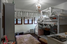 Enlarge photo 56