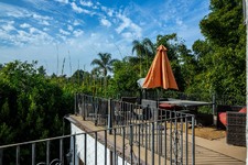 Enlarge photo 77