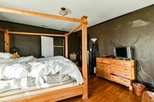 Enlarge photo 25