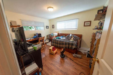 Enlarge photo 25