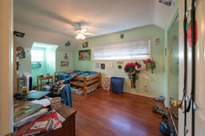 Enlarge photo 36