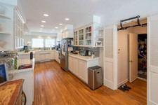 Enlarge photo 31