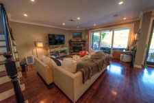 Enlarge photo 18