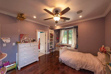 Enlarge photo 54
