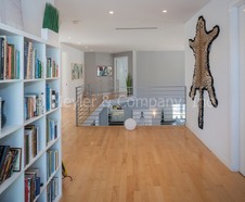 Enlarge photo 33
