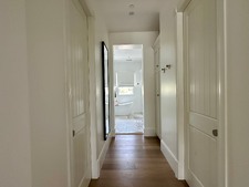 Enlarge photo 46