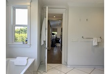 Enlarge photo 41