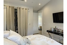 Enlarge photo 46