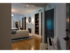 Enlarge photo 36