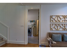 Enlarge photo 103