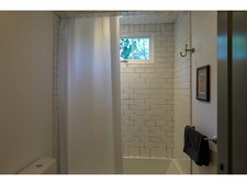 Enlarge photo 109