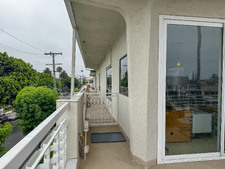 Enlarge photo 37