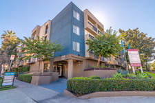 900 S Irolo Street